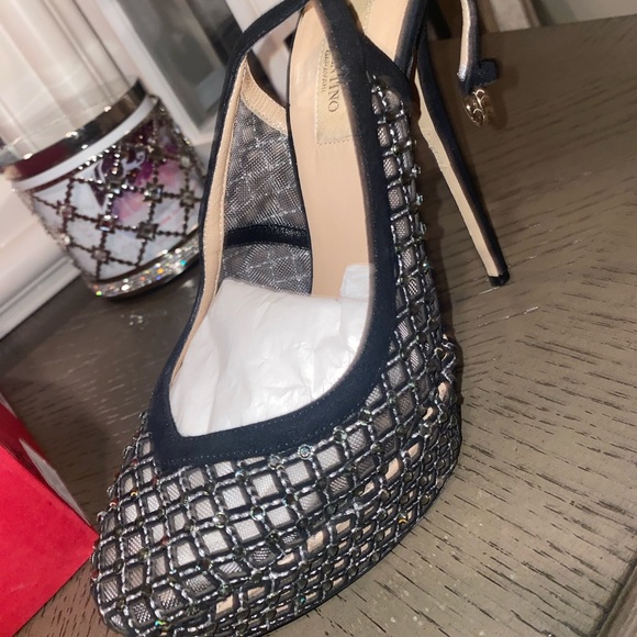 👠 VALENTINOS 👠💋 - Picture 6 of 7